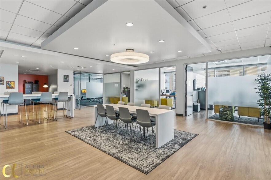 More Photos Of 189 S Orange Ave, Orlando Office Residential For Sale