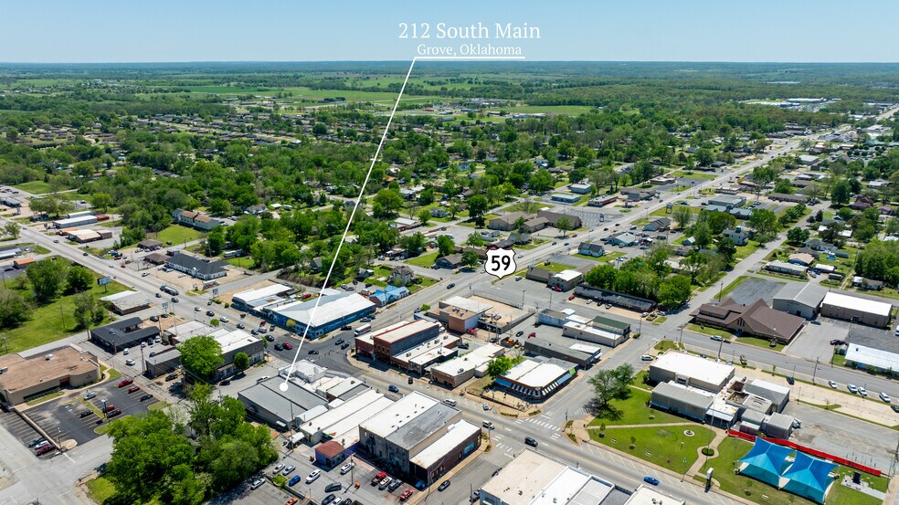 More Photos Of 212 S Main St, Grove Office For Sale