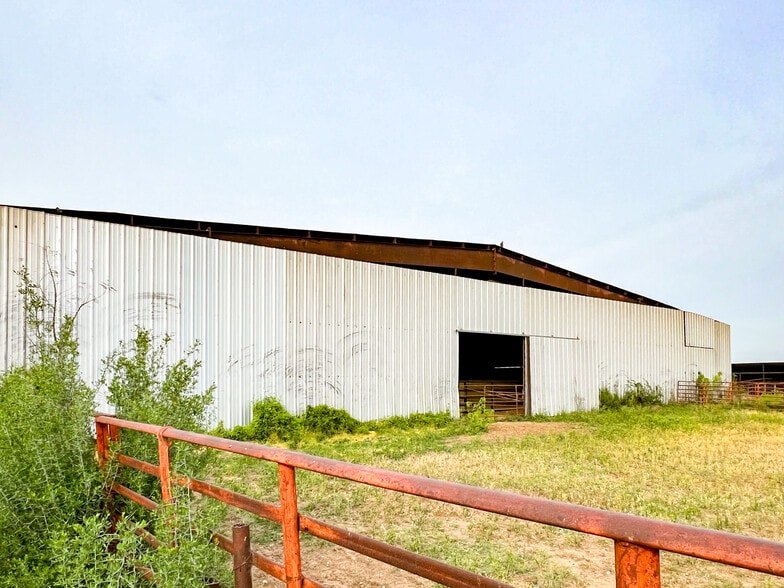 More Photos Of 4901 Eagle Pass Rd, Abilene Warehouse For Sale