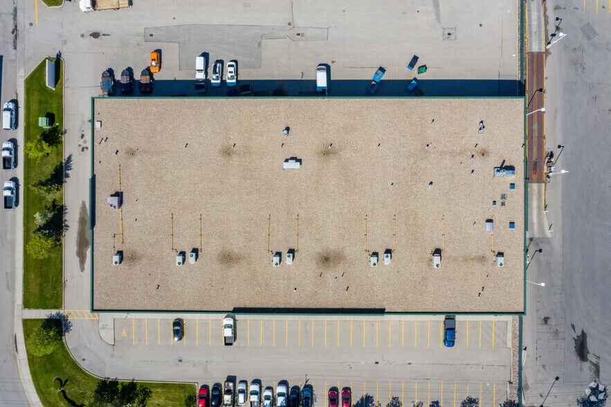 More Photos Of 5200 64th Ave SE, Calgary Warehouse For Lease