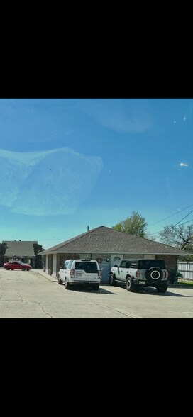More Photos Of 8801 S Olie Ave, Oklahoma City Office For Lease