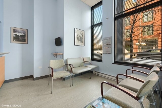 More Photos Of 2734 N Lincoln Ave, Chicago Office Residential For Lease