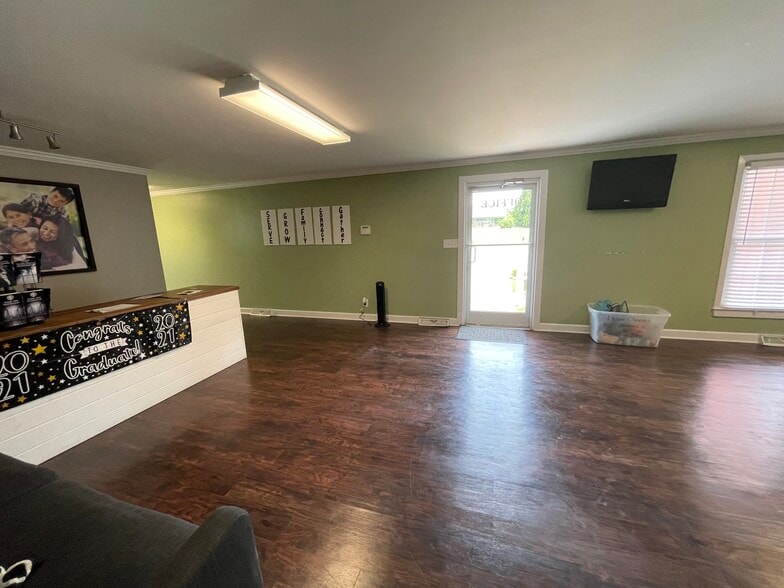 More Photos Of 1945 Old Earnhardt Rd, Kannapolis Religious Facility For Sale
