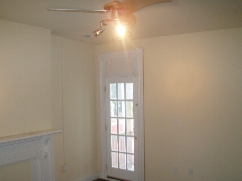 More Photos Of 821 W Marshall St, Richmond Specialty For Sale