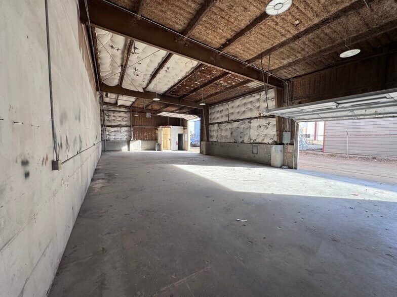 More Photos Of 165 S 122nd Ave, Tulsa Warehouse For Lease