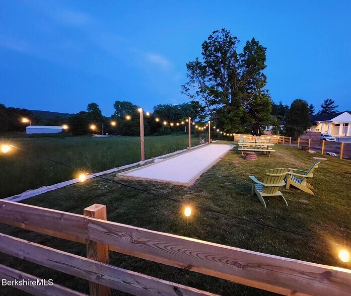 More Photos Of 650 N Main St, Sheffield Restaurant For Sale