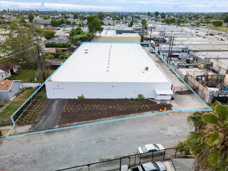 Primary Photo Of 2728 N Slater Ave, Compton Warehouse For Lease