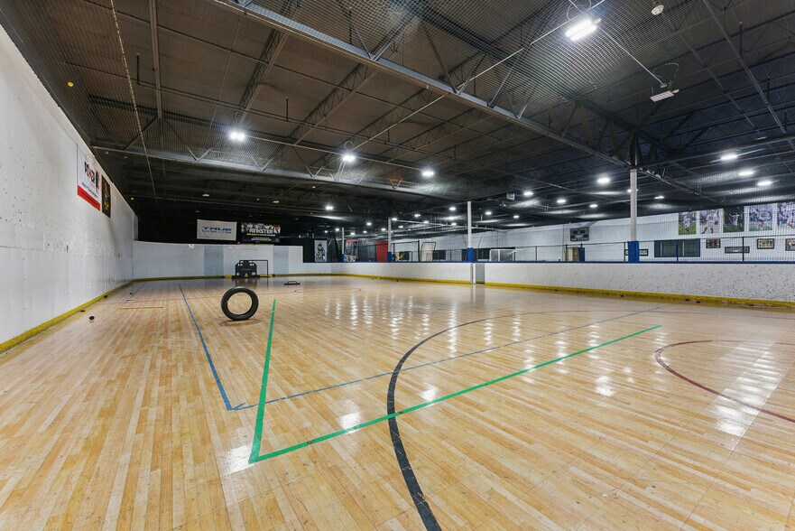 More Photos Of 151 Springfield St, Agawam General Retail For Lease