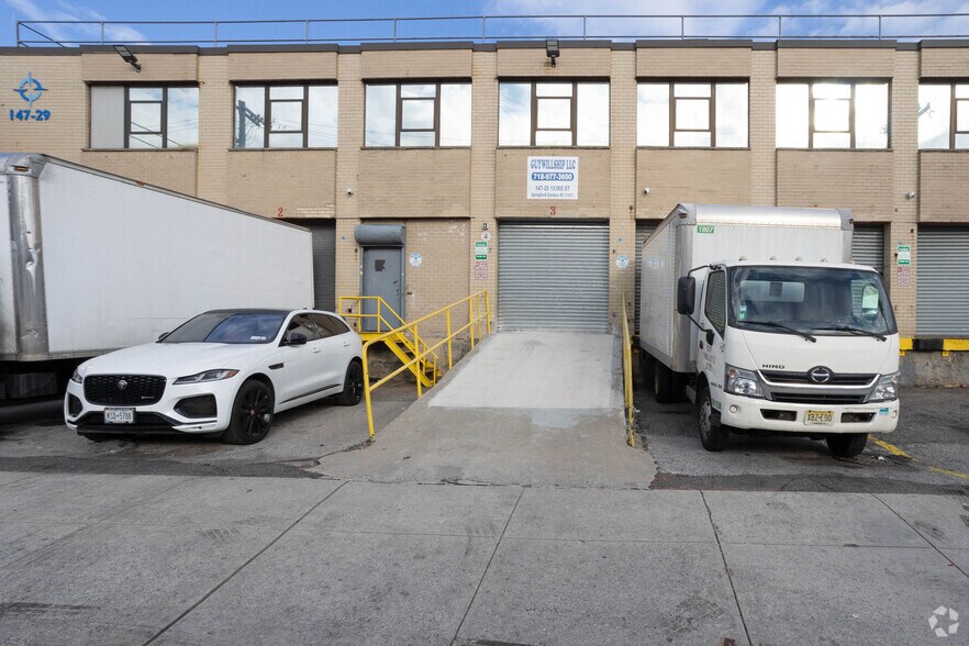 More Photos Of 147-29 182nd St, Jamaica Warehouse For Lease