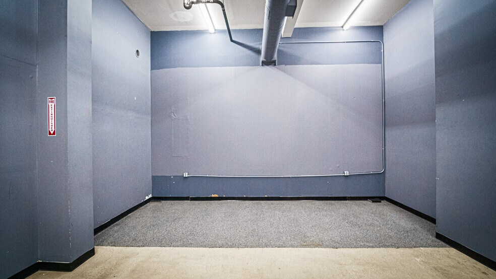 More Photos Of 236-242 Pine Ave, Long Beach Storefront Retail Office For Lease