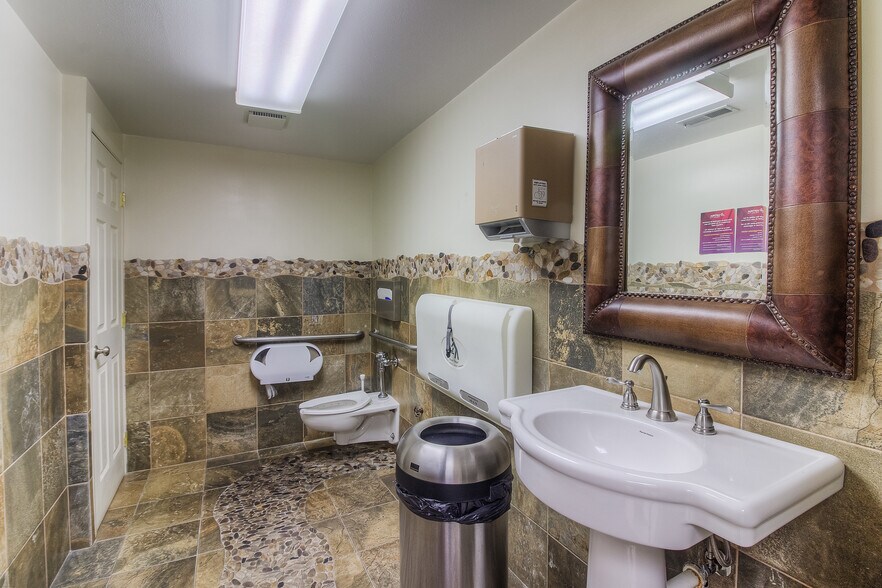 More Photos Of 2201 E Edison Rd, Sunnyside Office For Sale