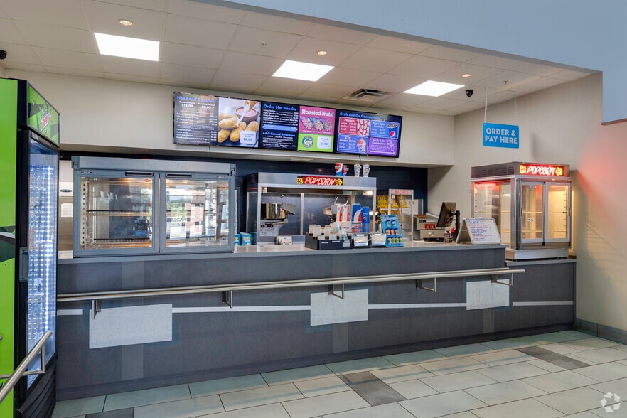 More Photos Of 4345 W New Haven Ave, Melbourne Movie Theatre For Sale