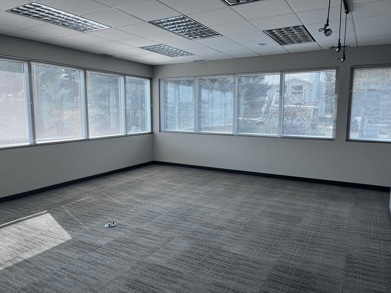 More Photos Of 4628-4640 Calgary Trl NW, Edmonton Storefront For Lease