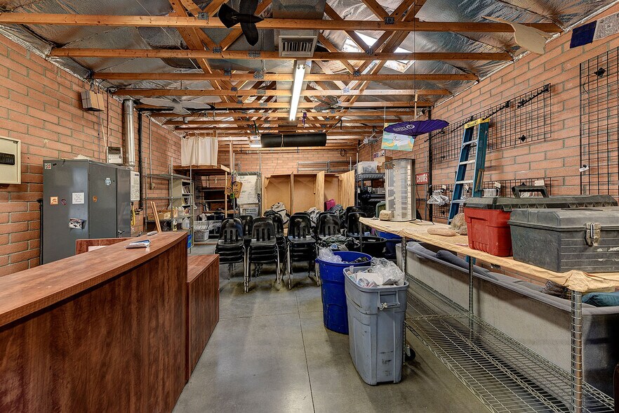 More Photos Of 2751 N Soldier Trl, Tucson Specialty For Sale