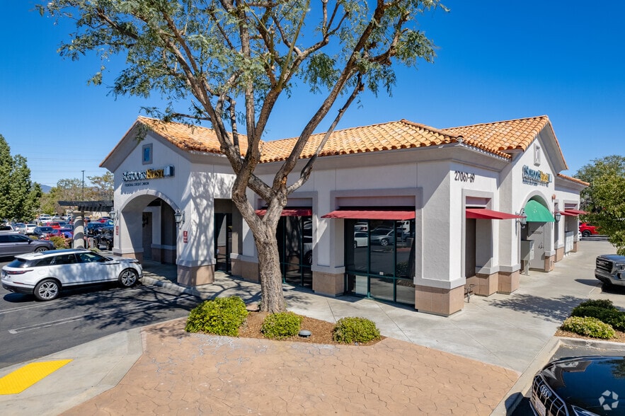 More Photos Of 27003-27103 Mcbean Pky, Valencia Unknown For Lease