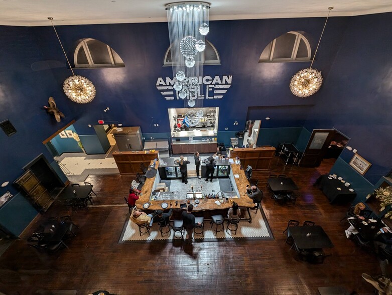 More Photos Of 206 N Market St, Oskaloosa General Retail For Lease