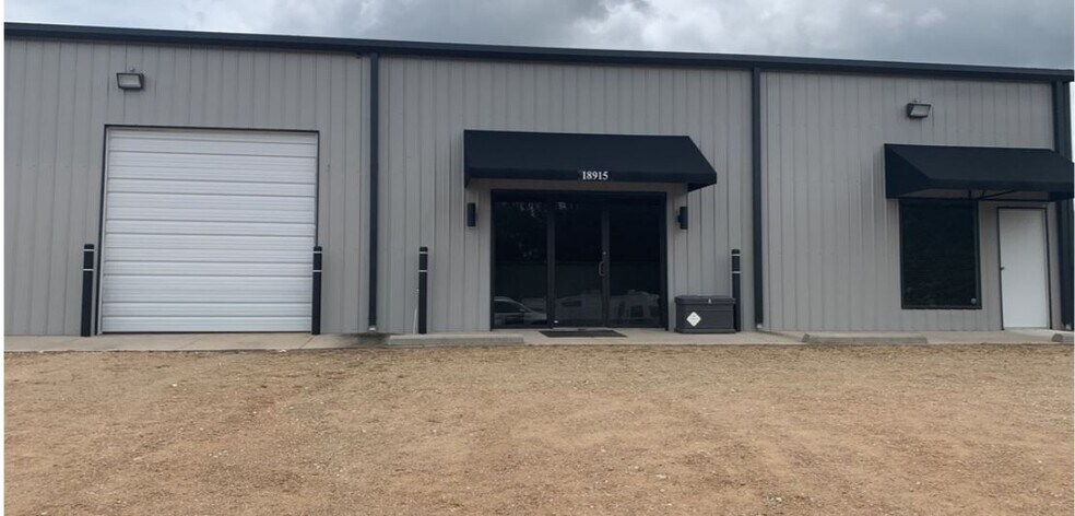 Primary Photo Of 18915 County Road 1542, Ada Office For Lease