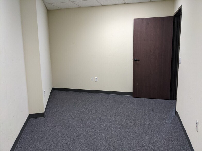 More Photos Of 10018 Lower Azusa Rd, El Monte Warehouse For Lease