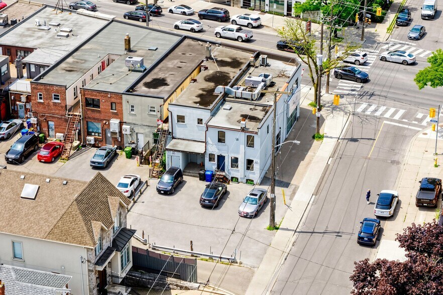 More Photos Of 1909-1911 Avenue Rd, Toronto Storefront For Lease