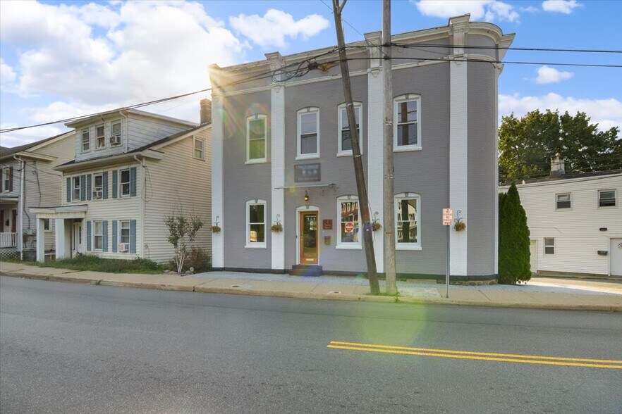 More Photos Of 2 Church St, Rockaway Office Residential For Sale