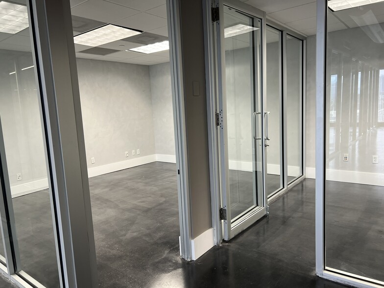 More Photos Of 1680 Michigan Ave, Miami Beach Office Residential For Lease