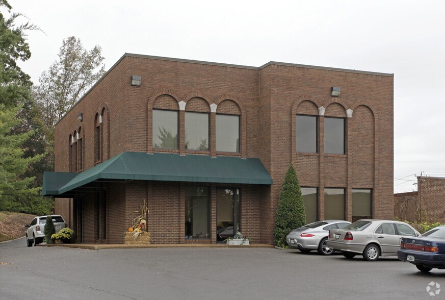 Primary Photo Of 5606 Brookwood Pl, Nashville Office For Lease