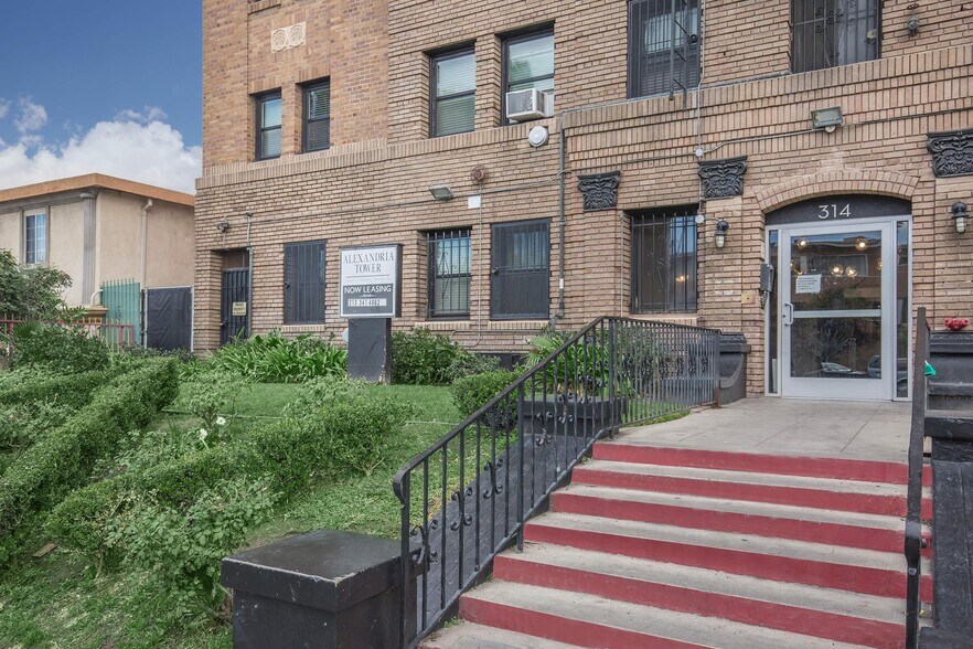 More Photos Of 314 S Alexandria Ave, Los Angeles Apartments For Sale