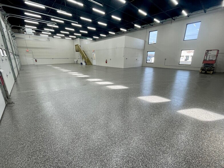 More Photos Of 3925 Lafayette Blvd, Fredericksburg Flex For Lease