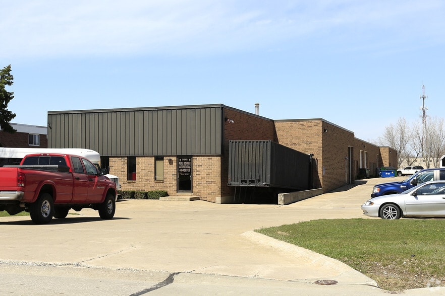 More Photos Of 9840 York Alpha Dr, North Royalton Warehouse For Lease