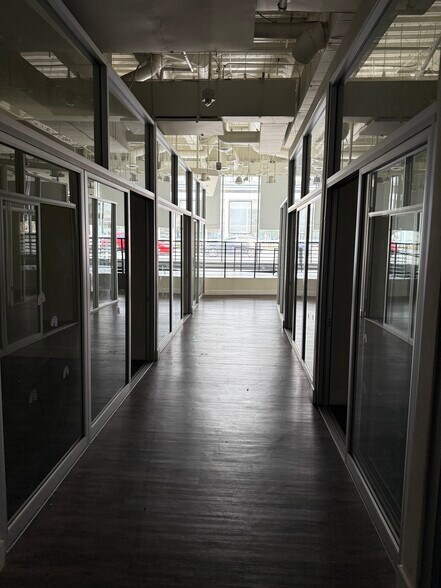 More Photos Of 845-851 Cordova St, Pasadena Office Residential For Lease