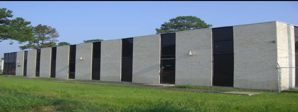 More Photos Of 10480 Grant Rd, Houston Loft Creative Space For Lease