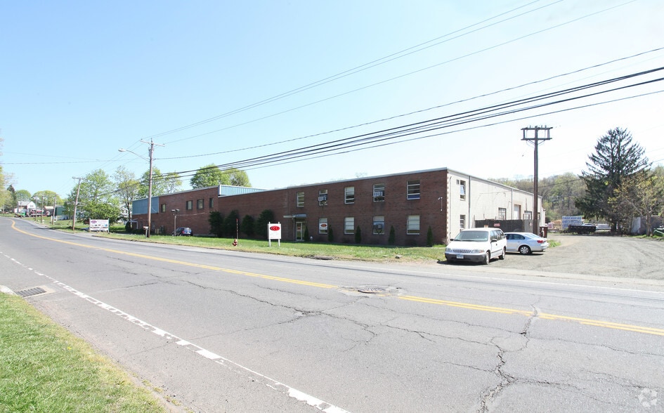 More Photos Of 956-980 Old Colony Rd, Meriden Warehouse For Lease