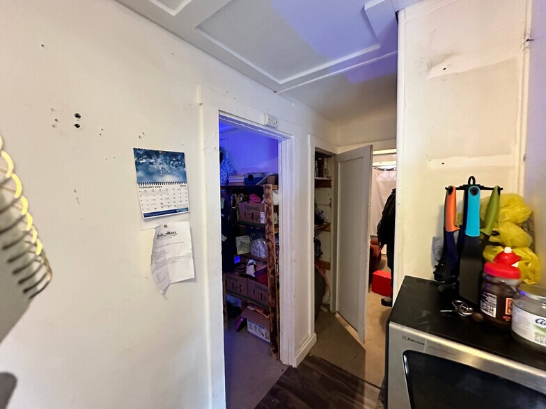 More Photos Of 1831 N C St, Elwood Apartments For Sale