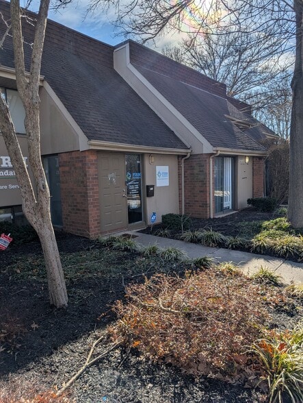 More Photos Of 7270-7278 Cradlerock Way, Columbia Medical For Sale