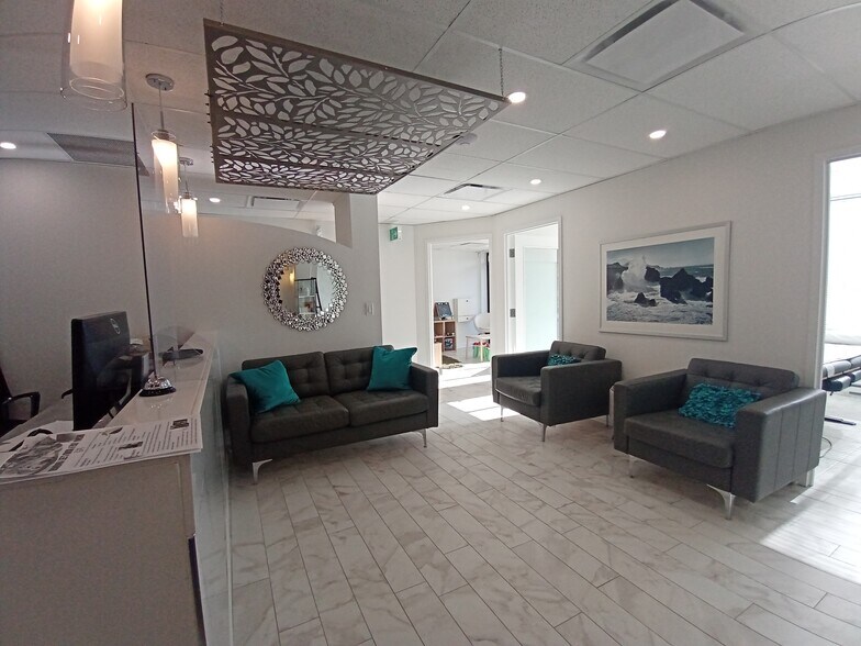 More Photos Of 69 Kempster Ave, Ottawa Office For Lease