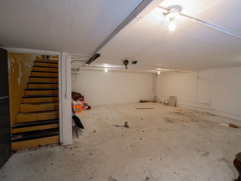 More Photos Of 400 S Air Depot Blvd, Oklahoma City Freestanding For Sale