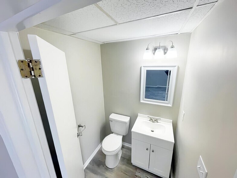 More Photos Of 5921 W Denneys Rd, Dover Apartments For Lease