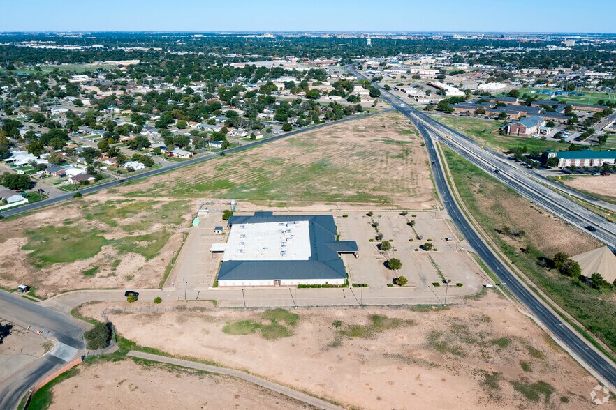 More Photos Of 6104 Avenue Q South Dr, Lubbock Medical For Sale