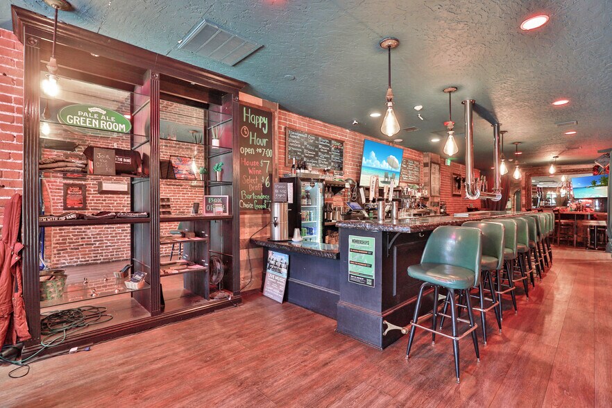 More Photos Of 251-253 Main St, Placerville Restaurant For Sale