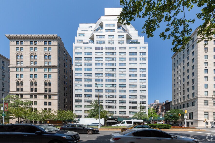 More Photos Of 650 Park Ave, New York Apartments For Sale
