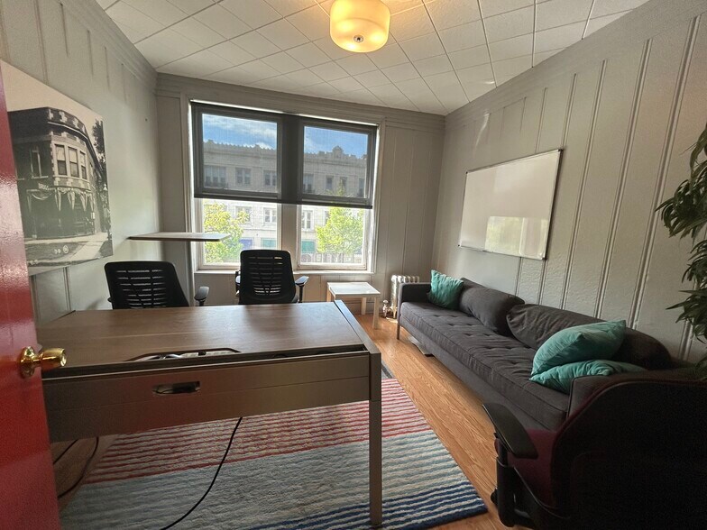 More Photos Of 1167 Wilmette Ave, Wilmette Storefront Retail Office For Lease