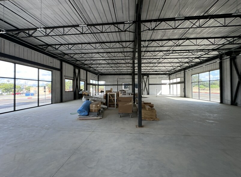 More Photos Of 6427 Babcock Rd, San Antonio Medical For Lease