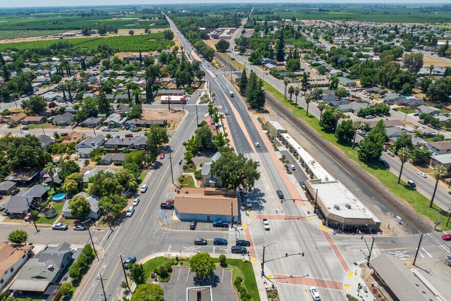 More Photos Of 9793 Live Oak Blvd, Live Oak Storefront Retail Office For Sale