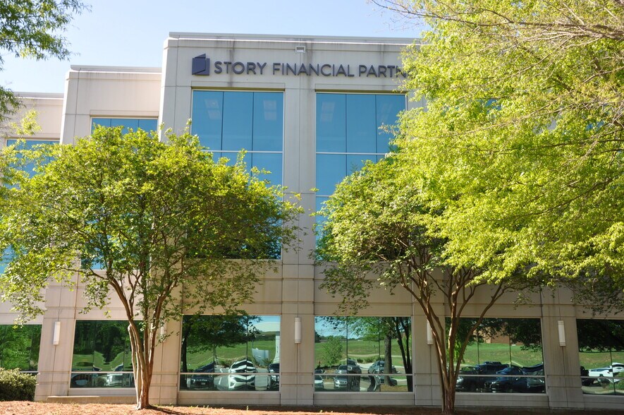 More Photos Of 1076 Highland Colony Pky, Ridgeland Office For Lease