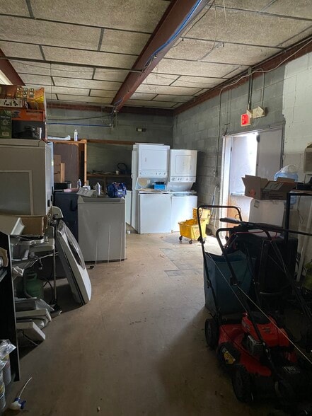 More Photos Of 5330 Bragg Blvd, Fayetteville Freestanding For Sale