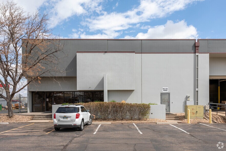 More Photos Of 11809-11839 E 51st Ave, Denver Warehouse For Lease