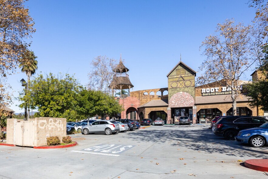 More Photos Of 536-661 W Arrow Hwy, San Dimas Freestanding For Sale