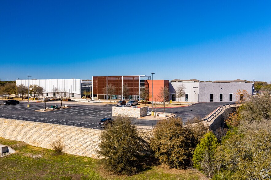 More Photos Of 8201 N FM 620, Austin Office For Lease