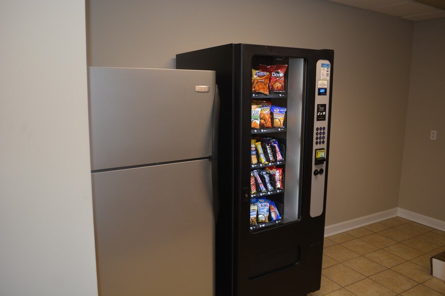 More Photos Of 1442 Military Cutoff Rd, Wilmington Medical For Lease