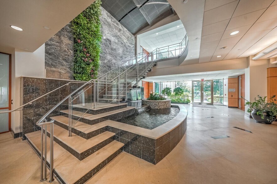 More Photos Of 505 Eagleview Blvd, Exton Unknown For Lease